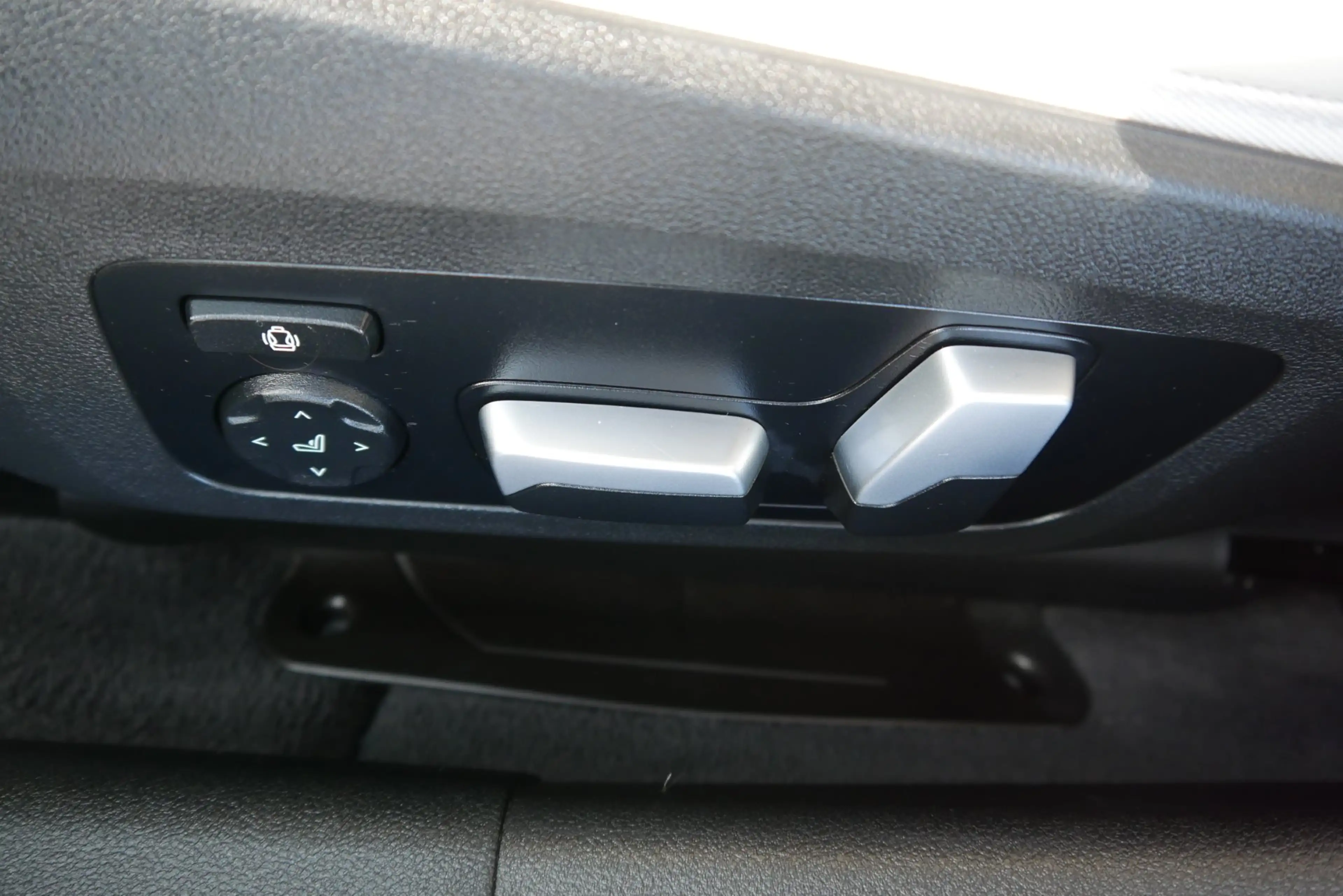 BMW 340 M340i xDrive *M-Paket/AHK/Standhzg./Memorysitz/Innovationspaket/Adapt. LED* — photo 11