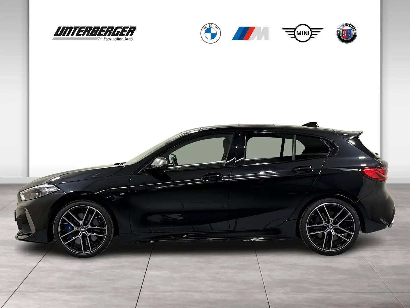 BMW 135 M135i xDrive ACC RFK HUD HK Pano PA ALED DAB Schwarz - 2