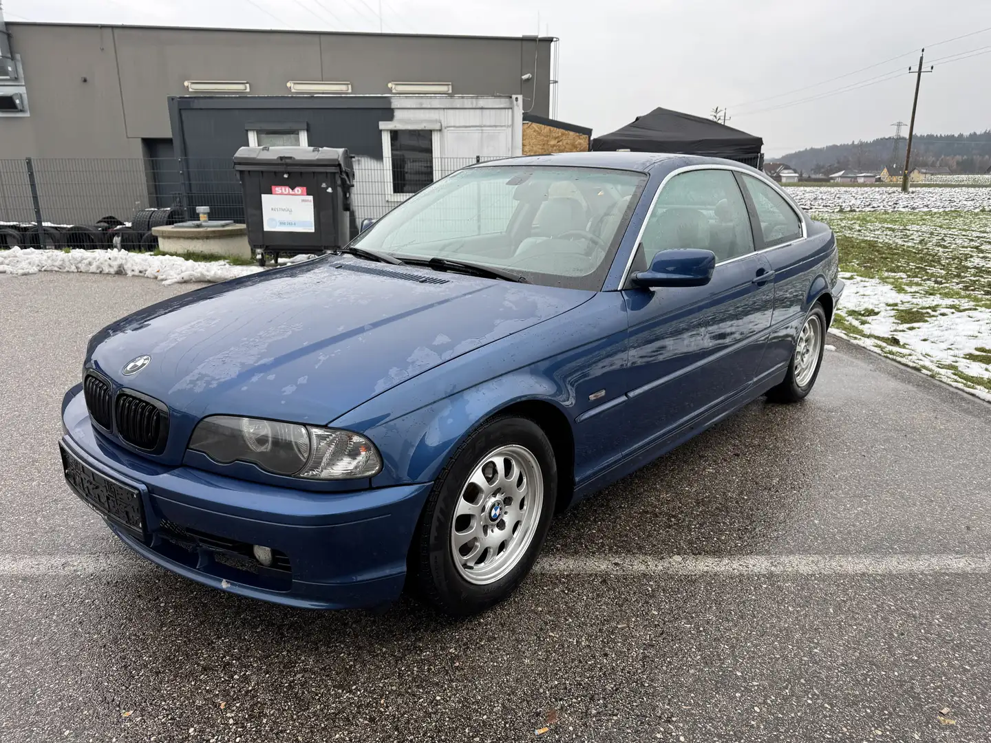 BMW 320 320Ci Blau - 1
