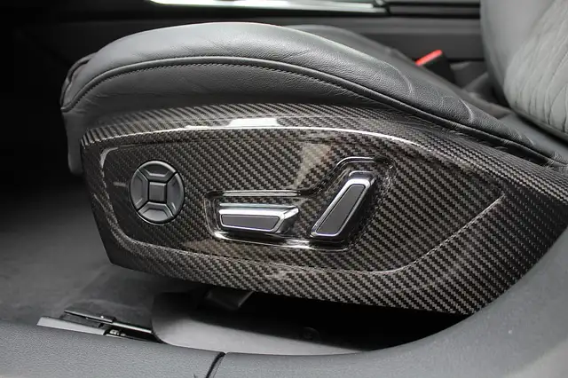 Audi RS6 Avant 4,0 TFSI quattro *ABT-Tuning* Ansicht 14