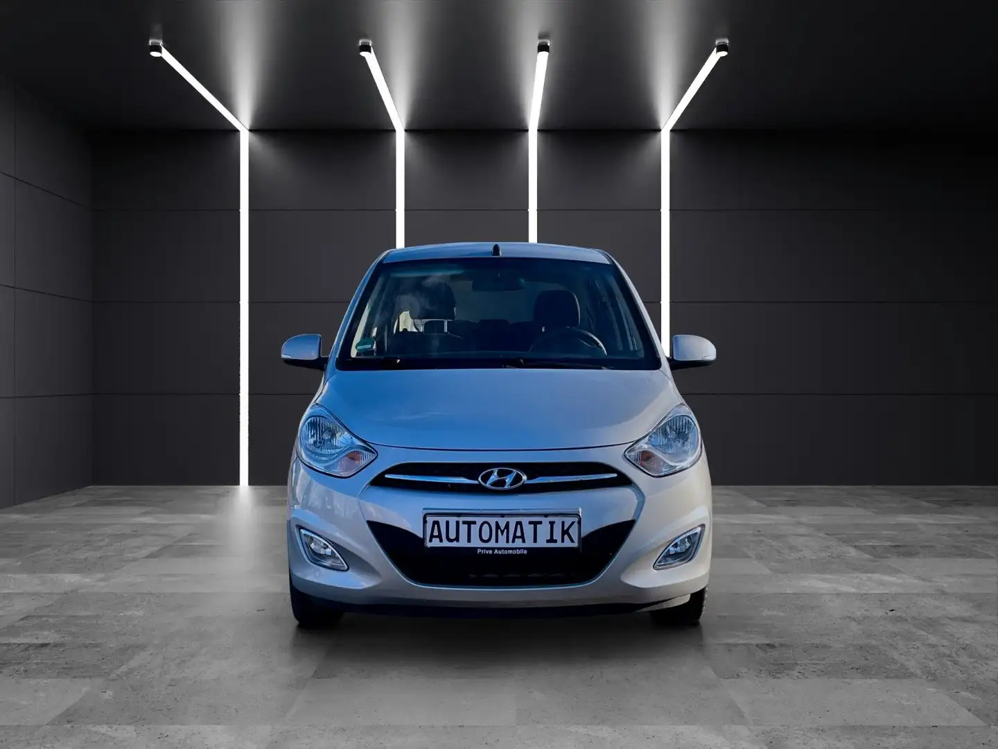 Hyundai i10 Style Automatik~Klimaanlage~4-Türer~8-Fach Silber - 2
