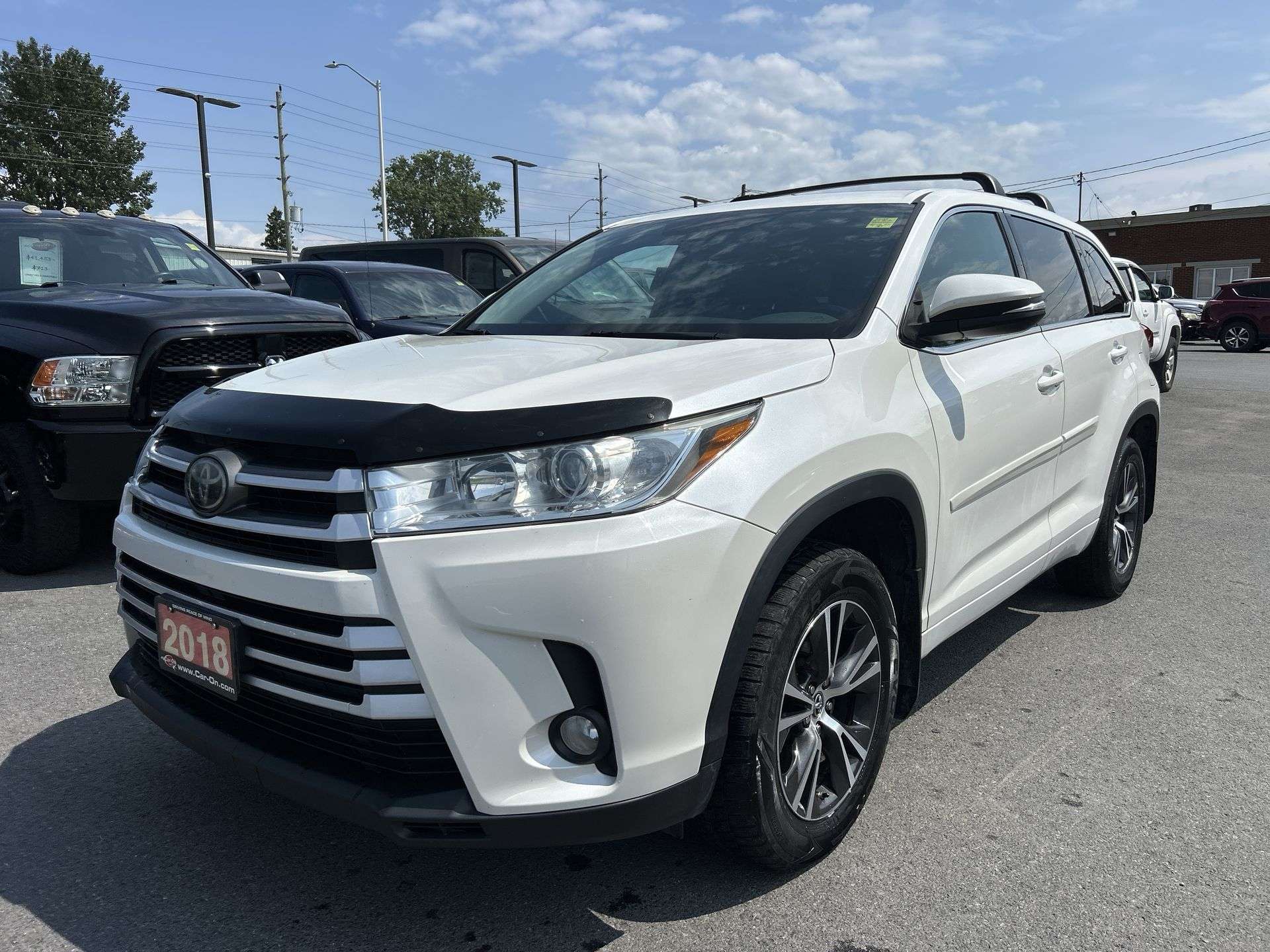 White 2018 Toyota Highlander SUV / Crossover All-Wheel Drive Automatic