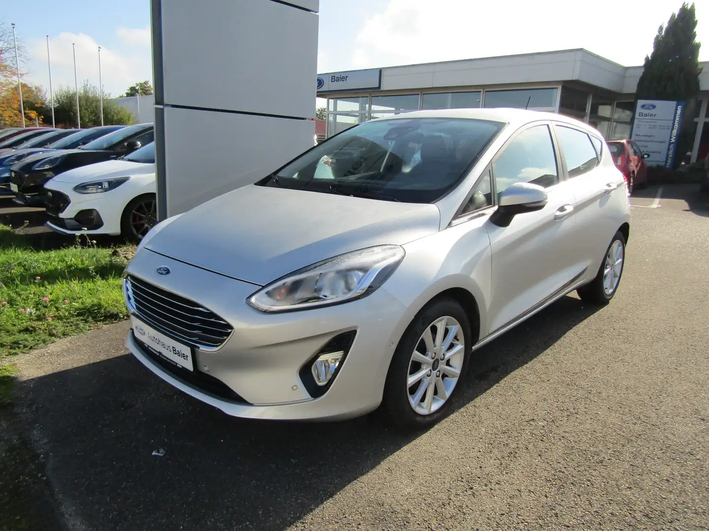 Ford Fiesta Titanium - Navi/Sitzheizung/Bluetooth/LM-Felgen Argent - 2