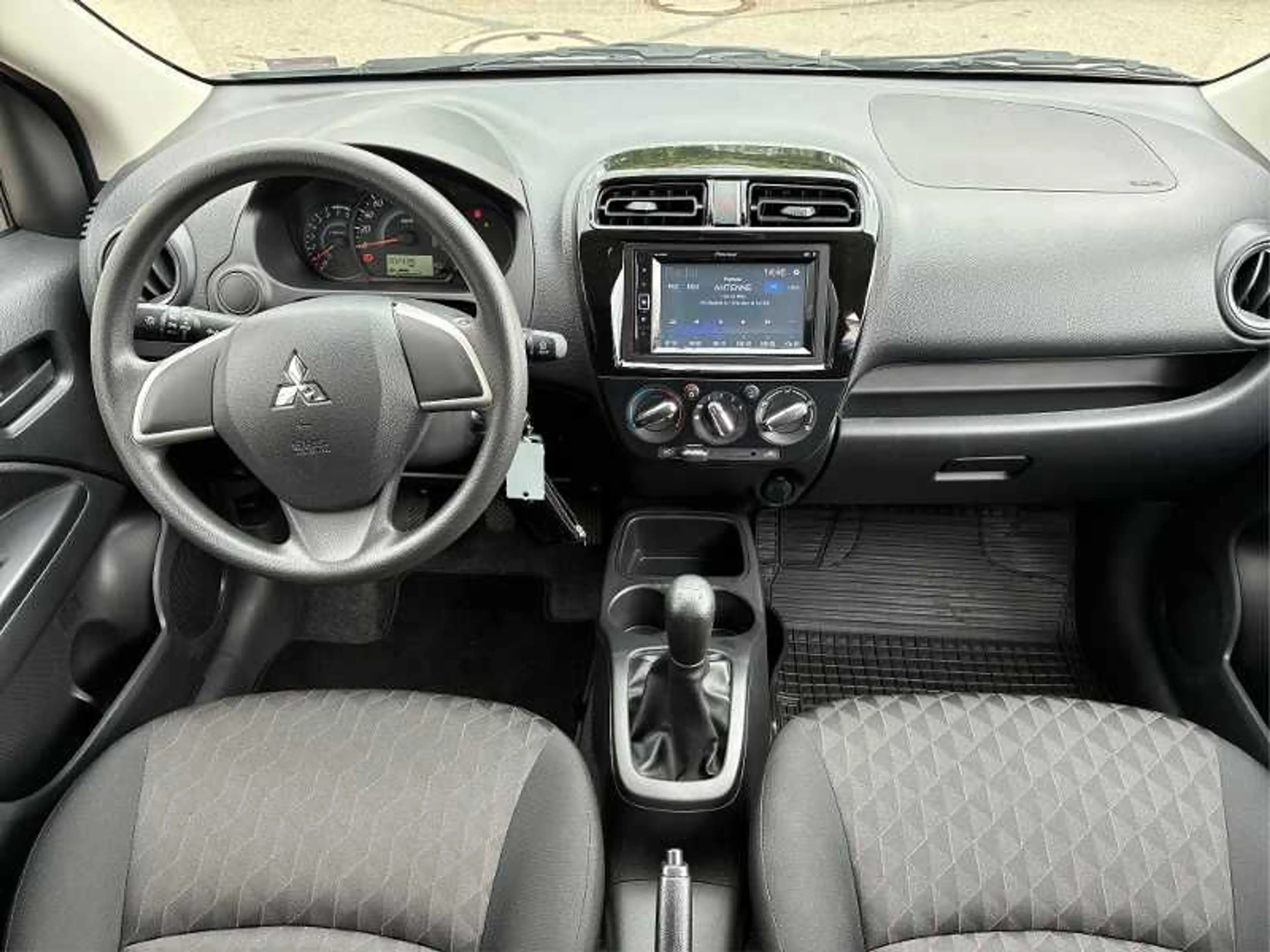 Mitsubishi Space Star Select 1.2 MIVEC 5-Gang — photo 8