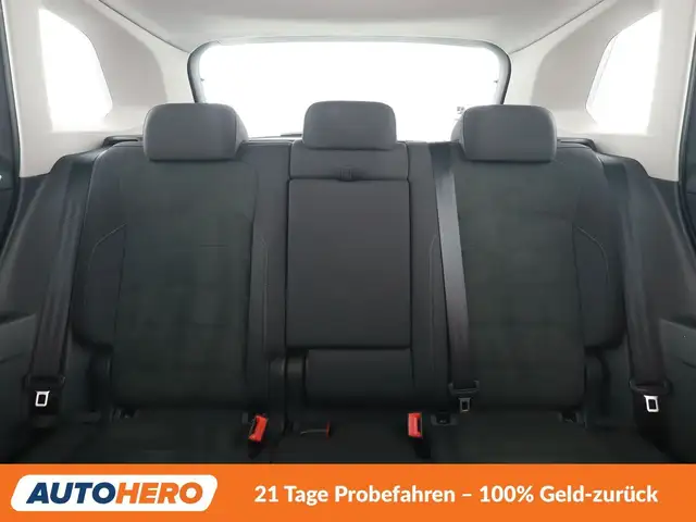 Volkswagen Tiguan view 15