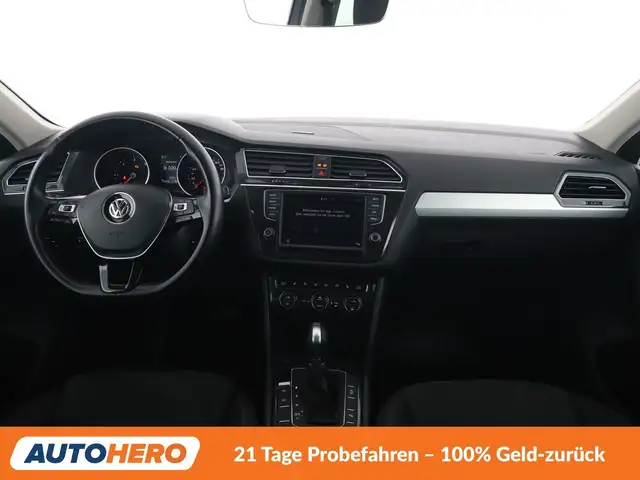 Volkswagen Tiguan view 12