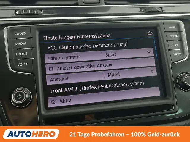Volkswagen Tiguan view 23