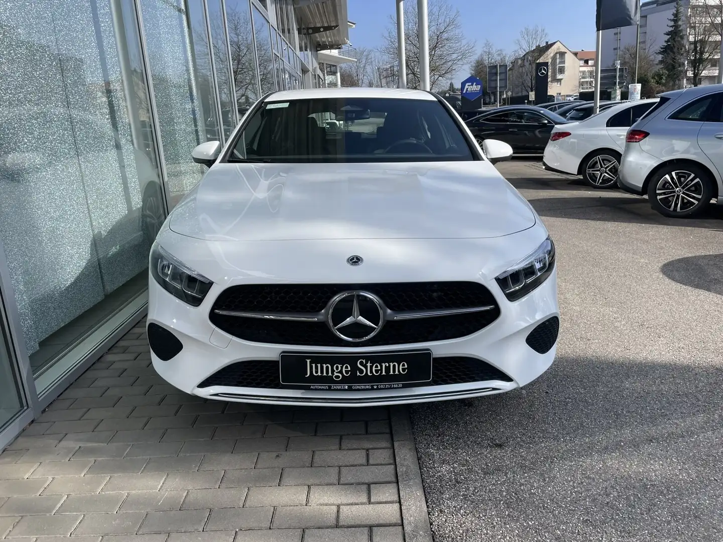 Mercedes-Benz A 180 A 180 Kompakt Progressive *LED*CAM*WINTER*MBUX* Weiß - 2