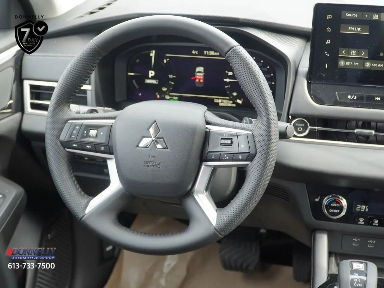 Mitsubishi Outlander снимка Mitsubishi Outlander