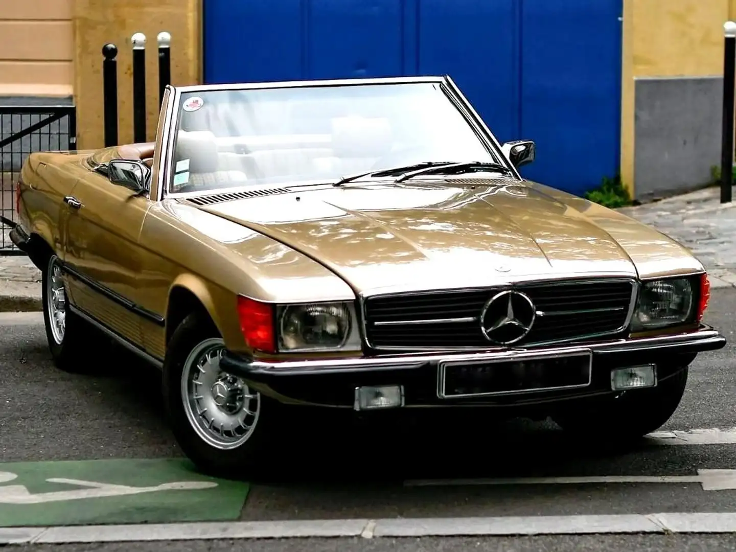 Mercedes-Benz SL 280 R107 Золотий - 1