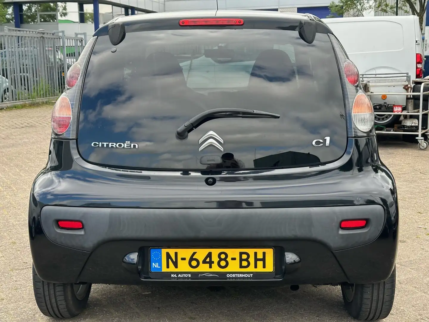 Citroen C1 1.0 Attraction Negro - 2