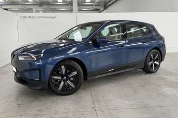 iX xdrive40