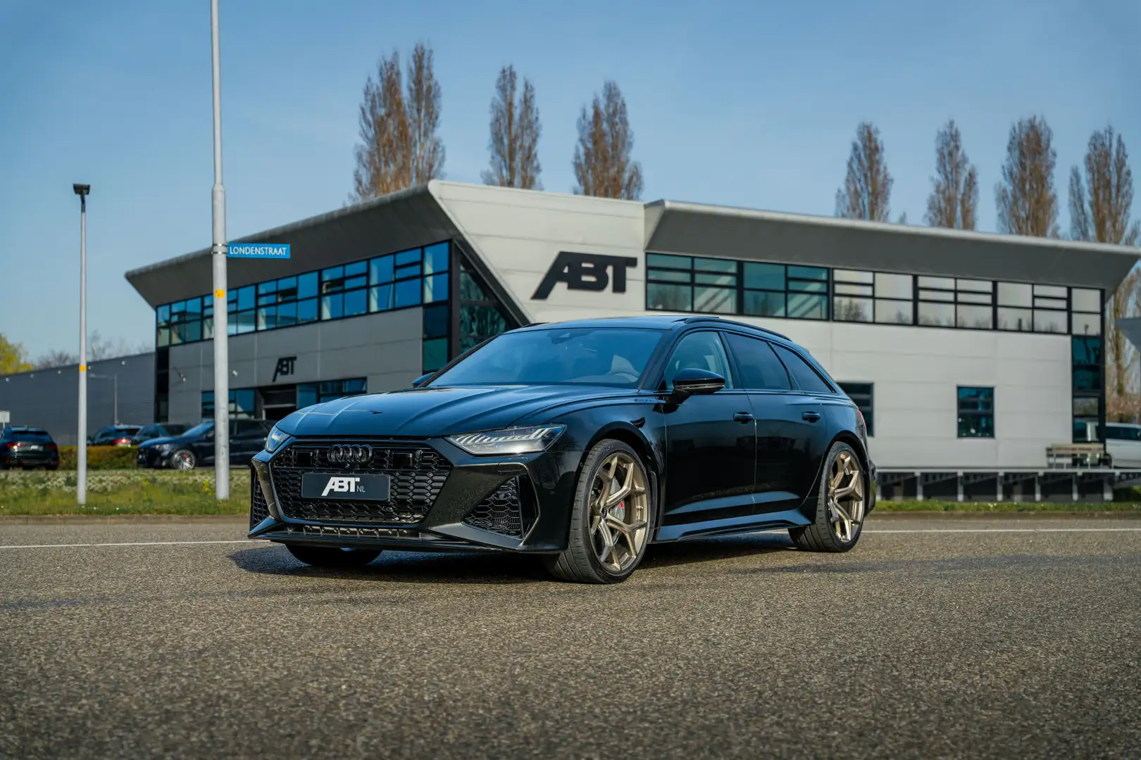 Audi RS6 Performance Quattro 630pk Dark olive green Porsche Verde - 1