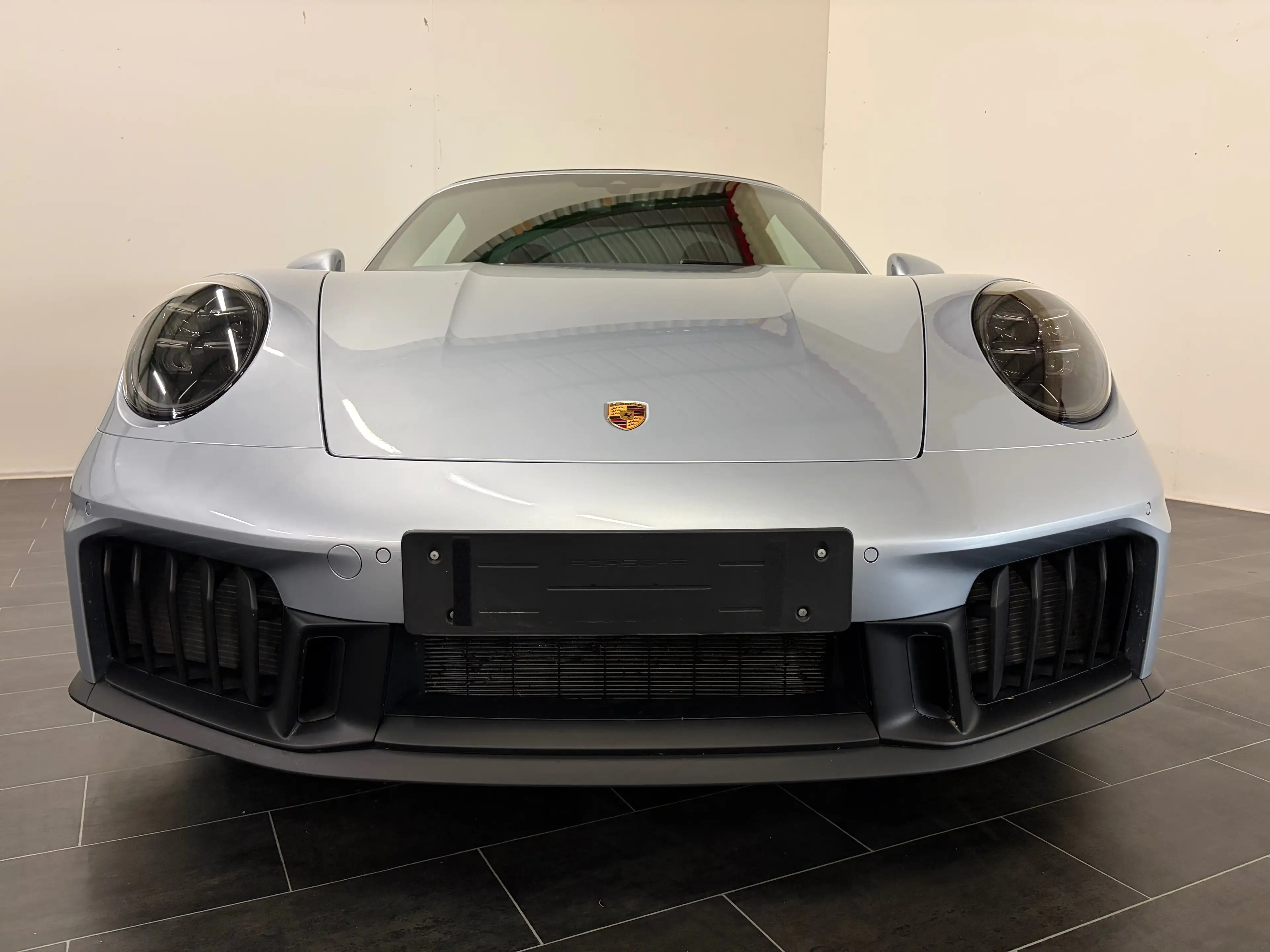 Porsche 911 911 Carrera 4 Targa GTS 1,9kWh GTS **PTS-1.Hand** — photo 3