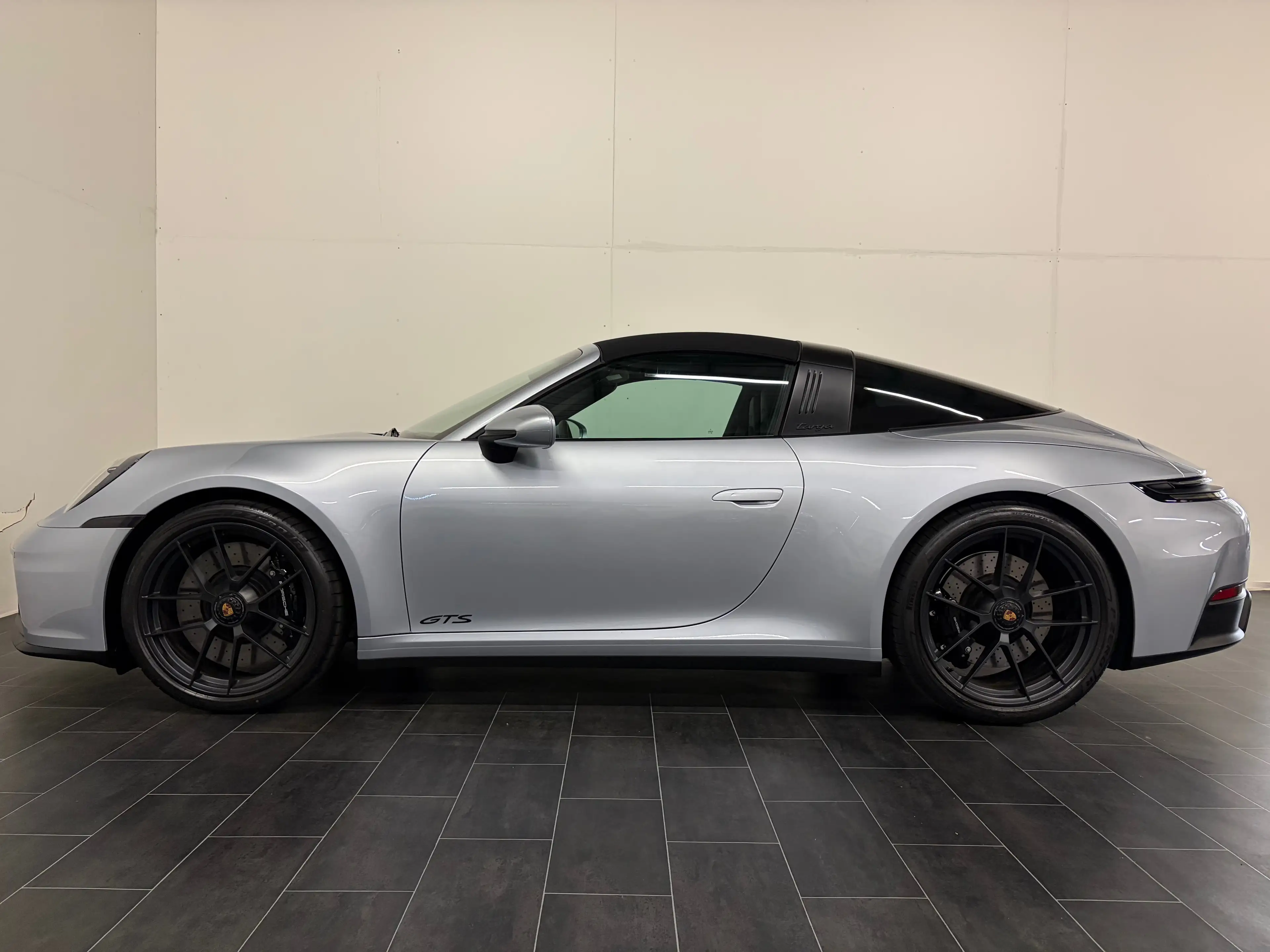 Porsche 911 911 Carrera 4 Targa GTS 1,9kWh GTS **PTS-1.Hand** — photo 4