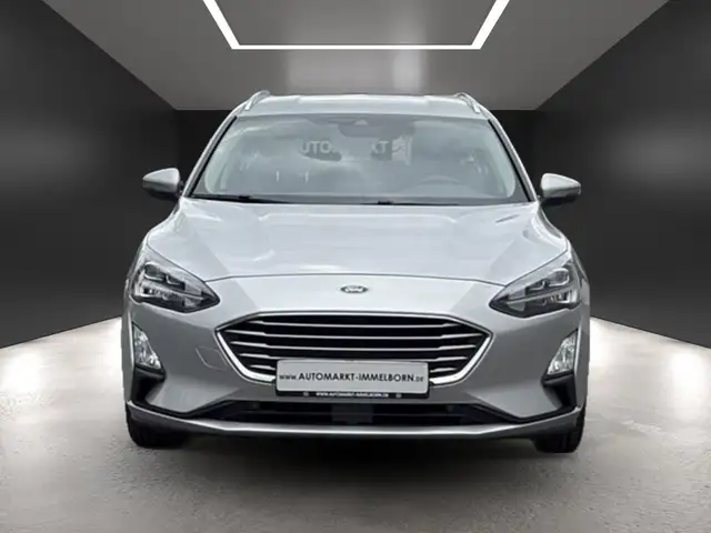 Ford Focus view 9