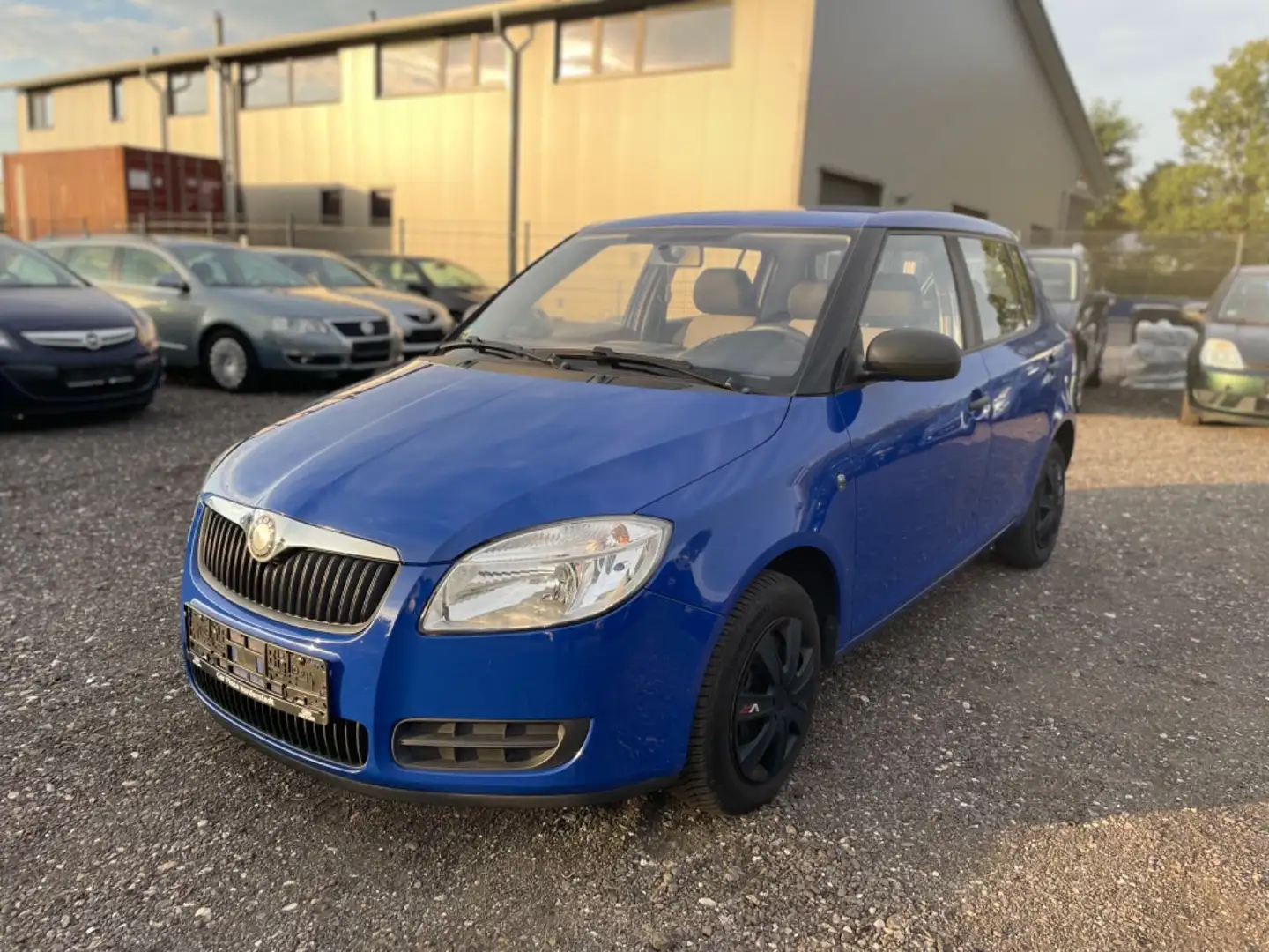 Skoda Fabia Basis TÜV NEU/2. HAND/5 TÜRER/BLUETOOTH Blau - 1