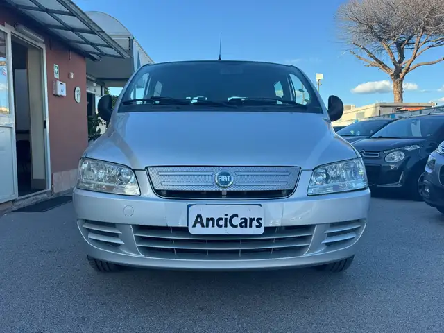 Fiat Multipla Multipla 1.6 16v natural power Dynamic