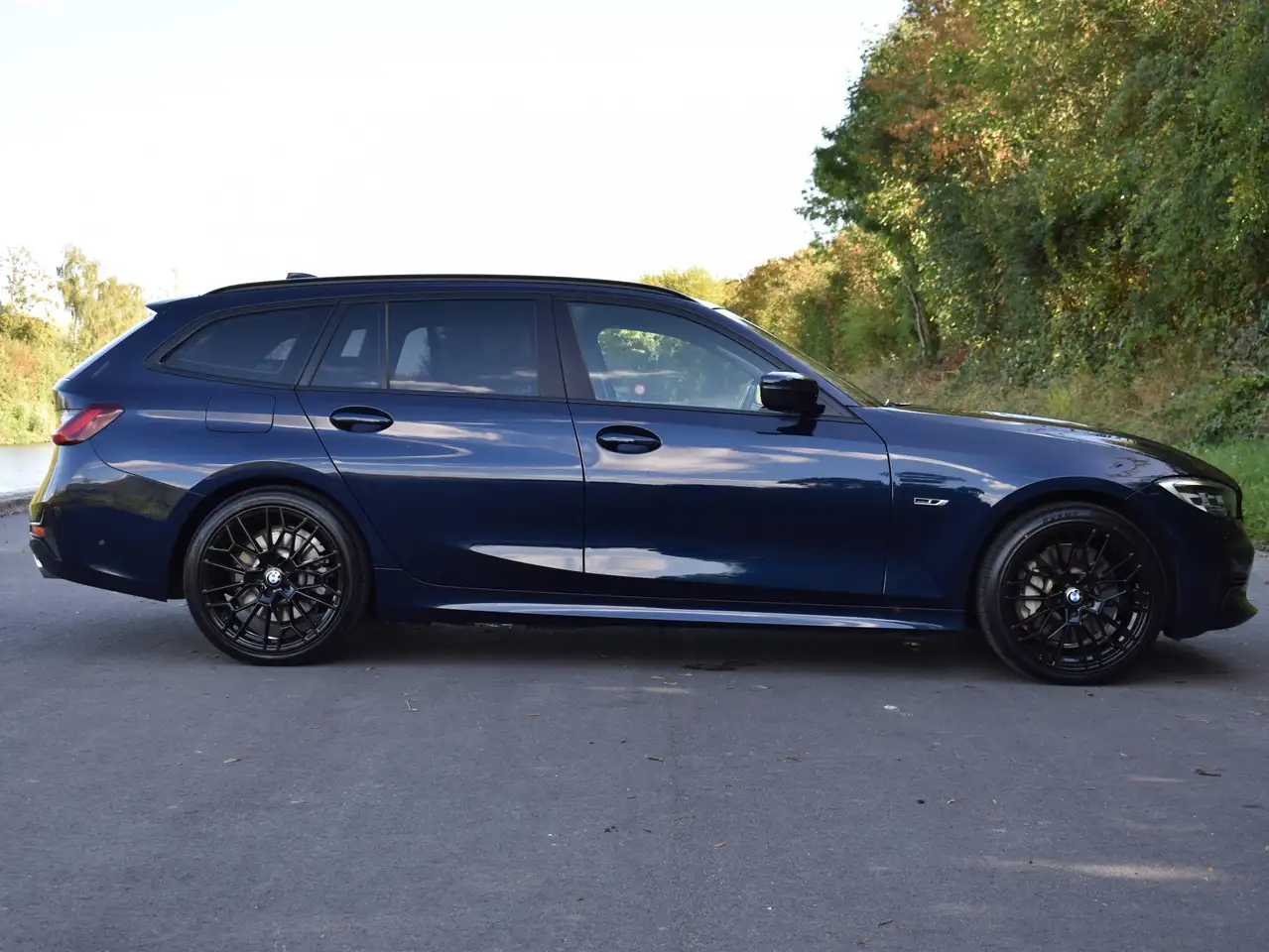 BMW 330 e TOURING LEDER CAMERA MEMORY CARPLAY, миниатюра 11