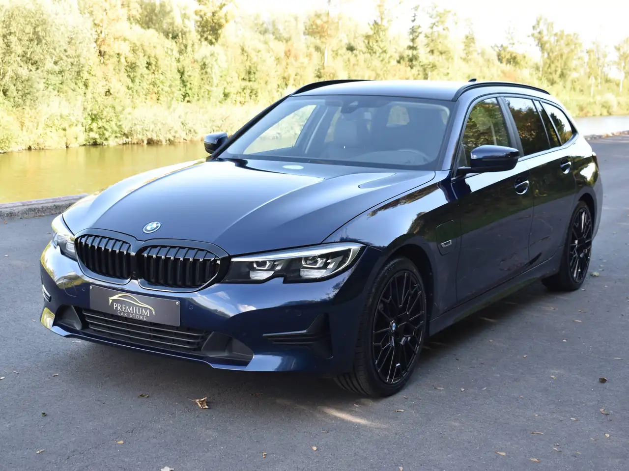 BMW 330 e TOURING LEDER CAMERA MEMORY CARPLAY, миниатюра 6