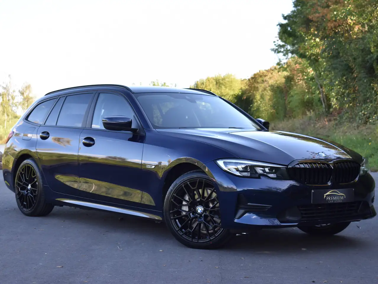 BMW 330 e TOURING LEDER CAMERA MEMORY CARPLAY
