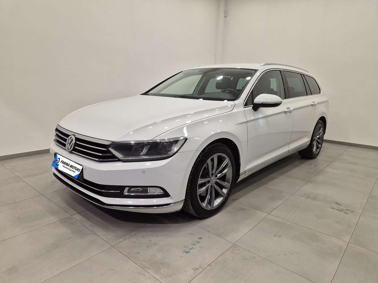 Volkswagen Passat Variant Variant 2.0 tdi Highline 150cv dsg - ACC/Lim - Carplay - Sens. Park.