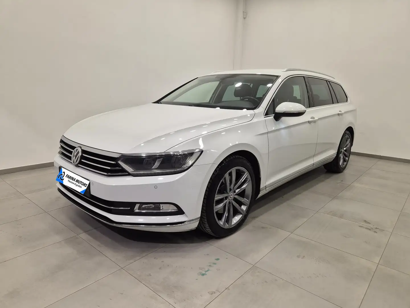 Volkswagen Passat Variant Variant 2.0 tdi Highline 150cv dsg - ACC/Lim - Carplay - Sens. Park. Bianco - 1