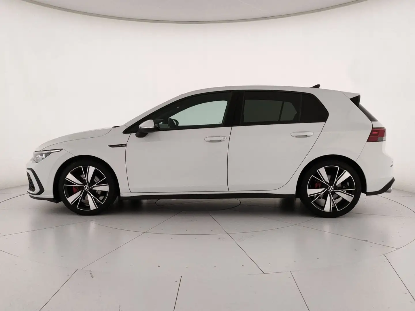 Volkswagen Golf GTD 2.0 tdi 200cv GTD dsg Bianco - 2