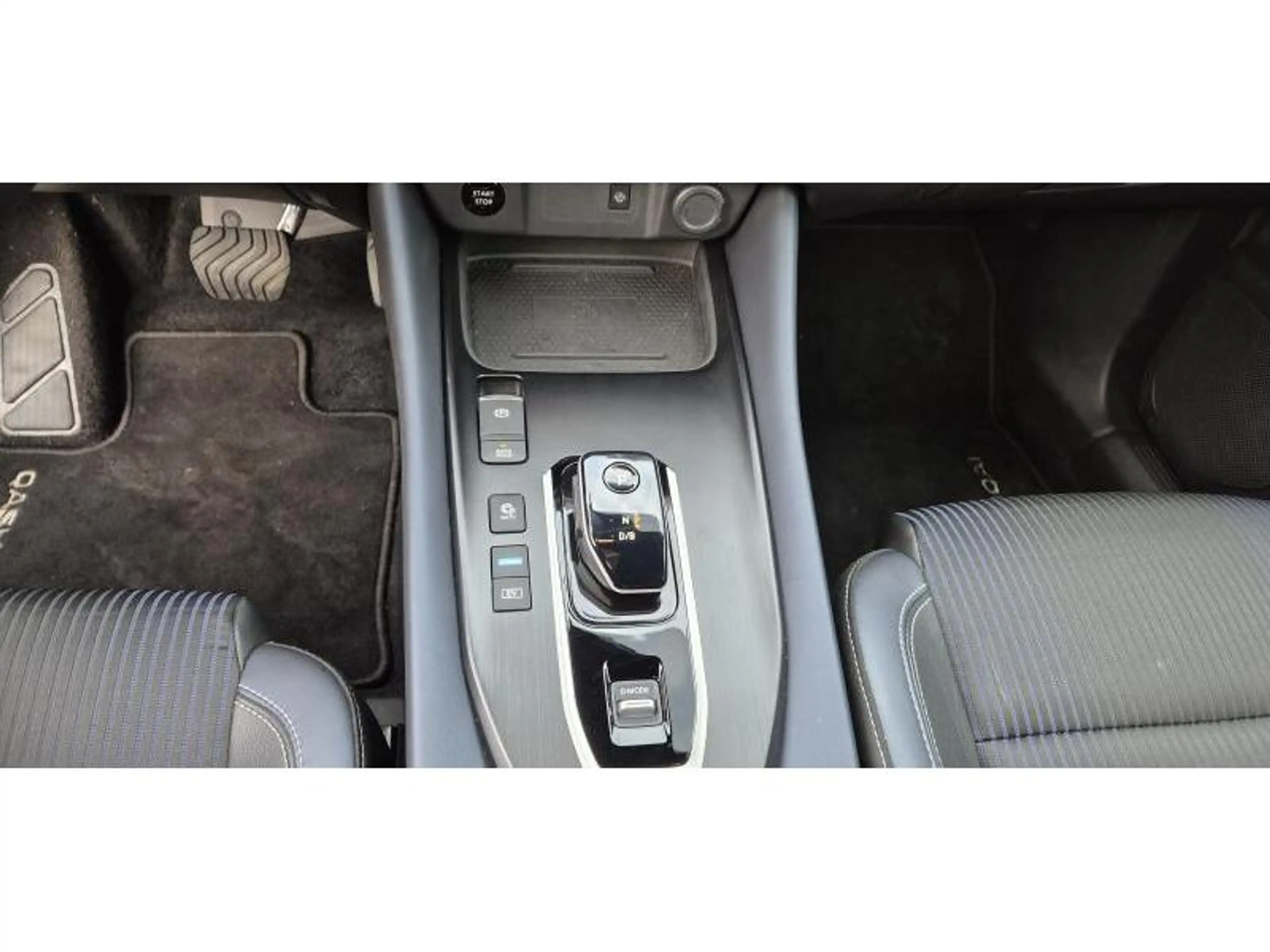 Nissan Qashqai TEKNA 1.5 E-POWER — photo 13