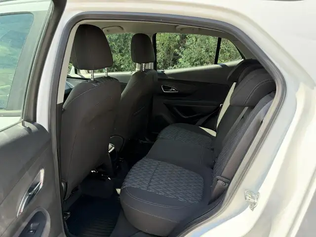 Opel Mokka view 9