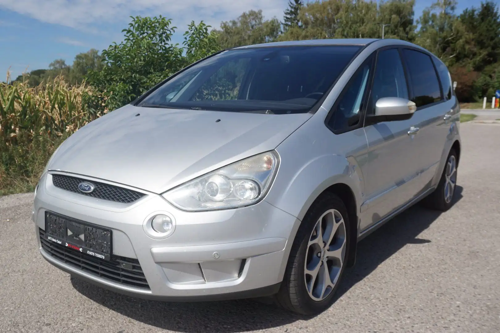 Ford S-Max S-MAX 2.0 TDCi DPF Titanium Silber - 2