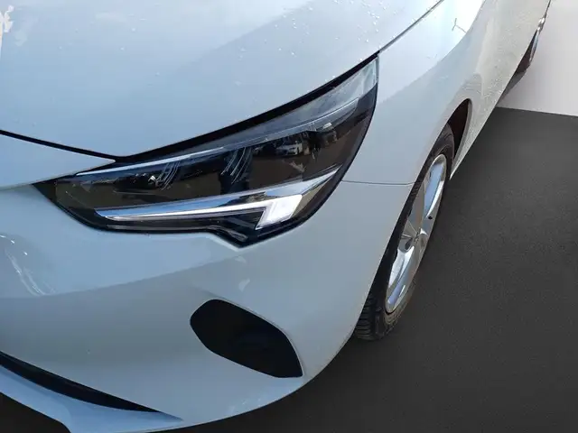 Opel Corsa view 9