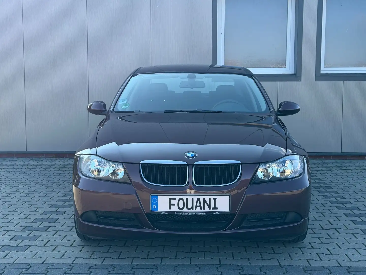 BMW 318 3er Lim. 318i*1.HAND*TOP-ZUSTAND*GARANTIE* Rot - 2