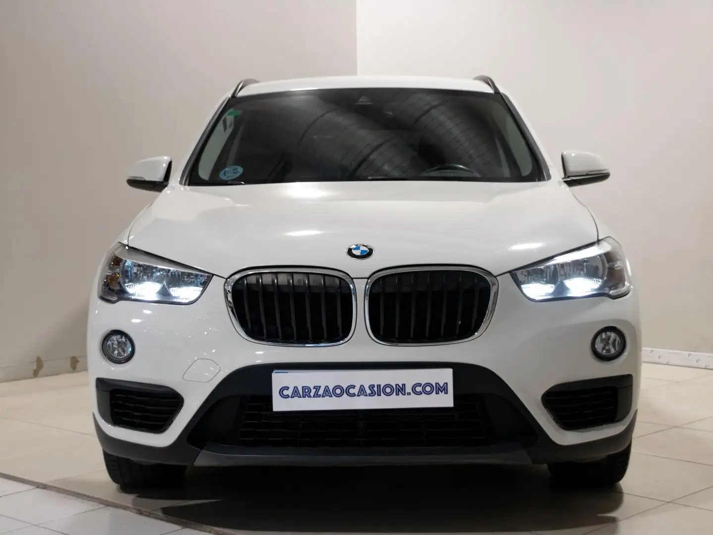 BMW X1 xDrive 25iA Blanco - 2