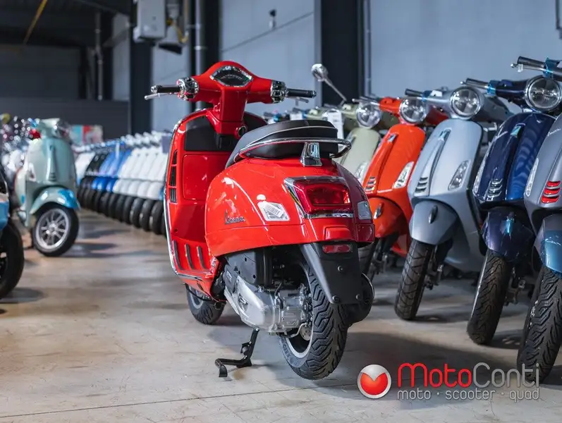 Vespa GTS SUPER SPORT 310 - foto 4