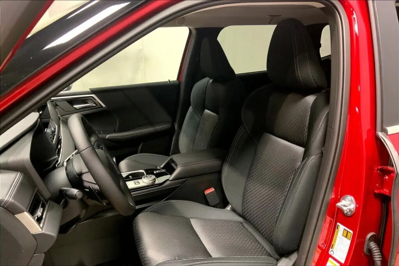 Mitsubishi Outlander снимка Mitsubishi Outlander