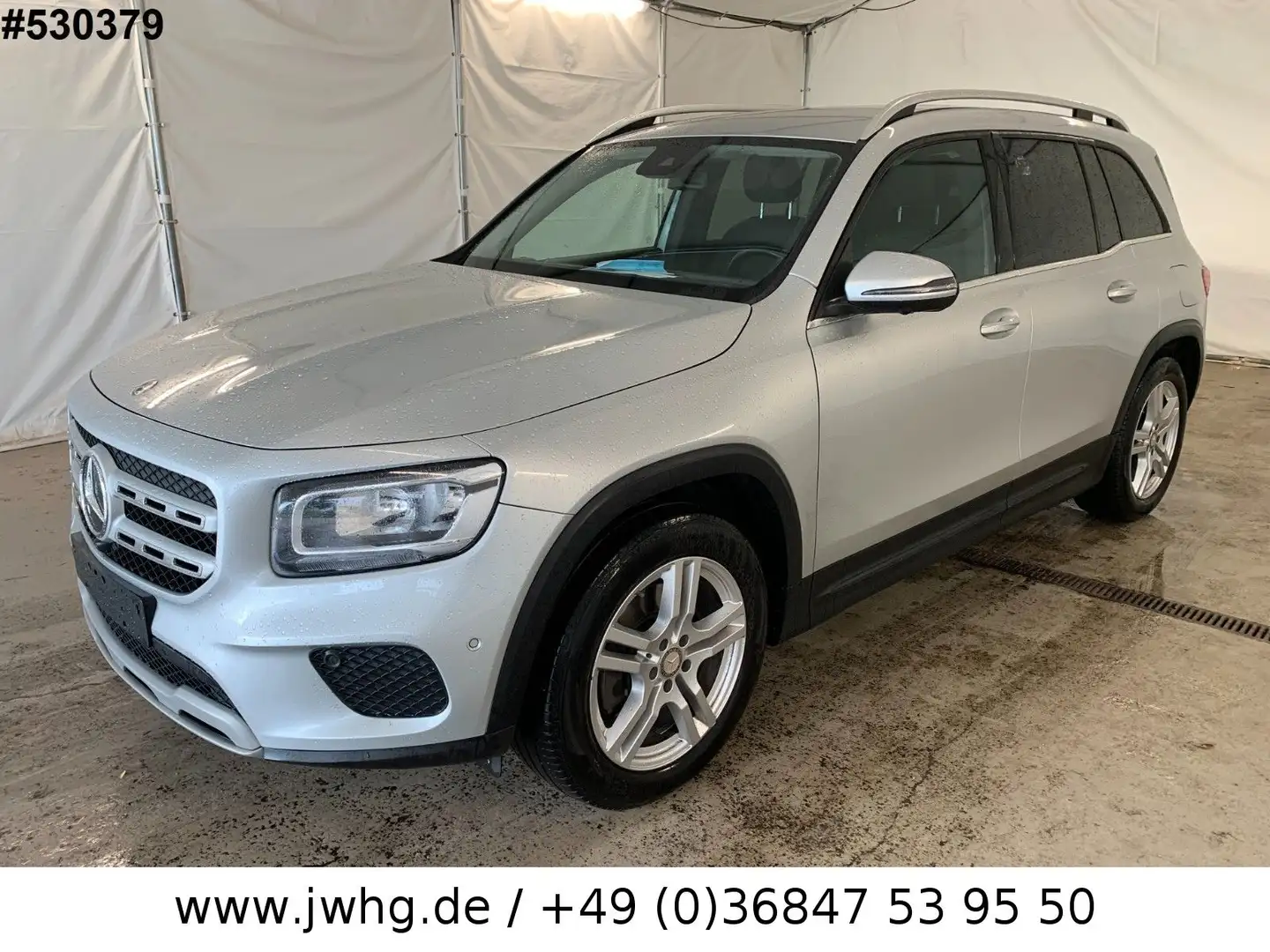 Mercedes-Benz GLB 200 4M 7Sitzer Nav+ Distr+ Widescr 360K AHK Stříbrná - 1