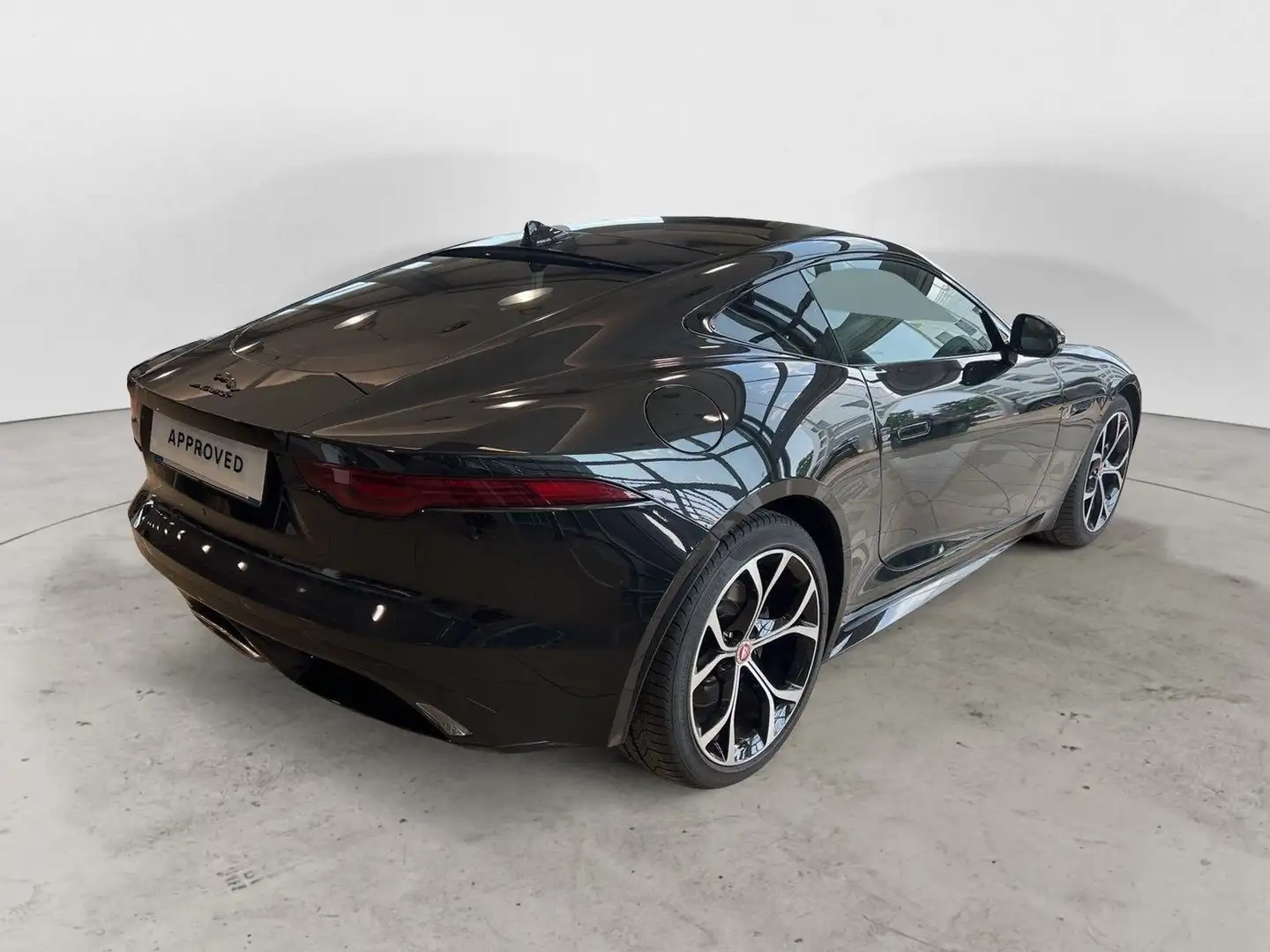 Jaguar F-Type 2.0 aut. Coupé Limited Edition Černá - 2