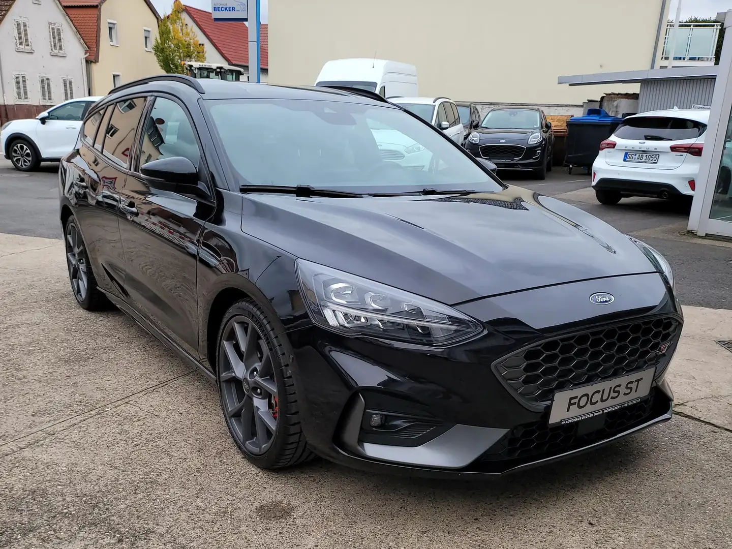 Ford Focus ST Schwarz - 1