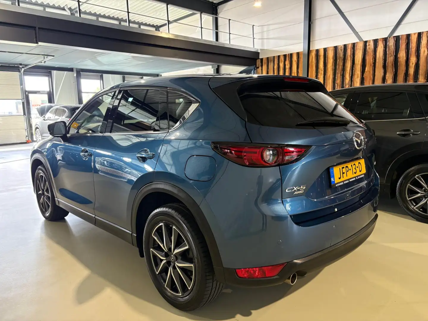 Mazda CX-5 2.5 SkyActiv-G 194 GT-M 4WD adaptive cruise achter Blau - 2