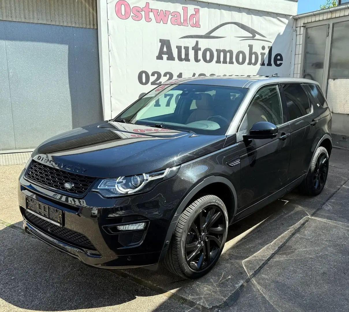 Land Rover Discovery Sport 2.0 TD4 HSE Luxury Leder 360° Ka crna - 1