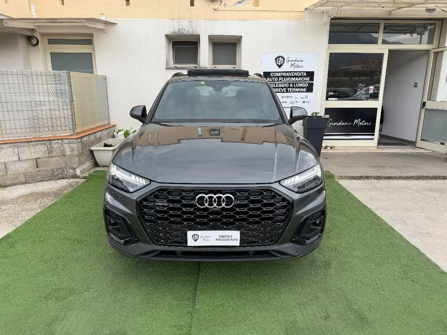 Audi Q5 SPB 50 TDI quattro tiptr. S line plus Grijs - 2