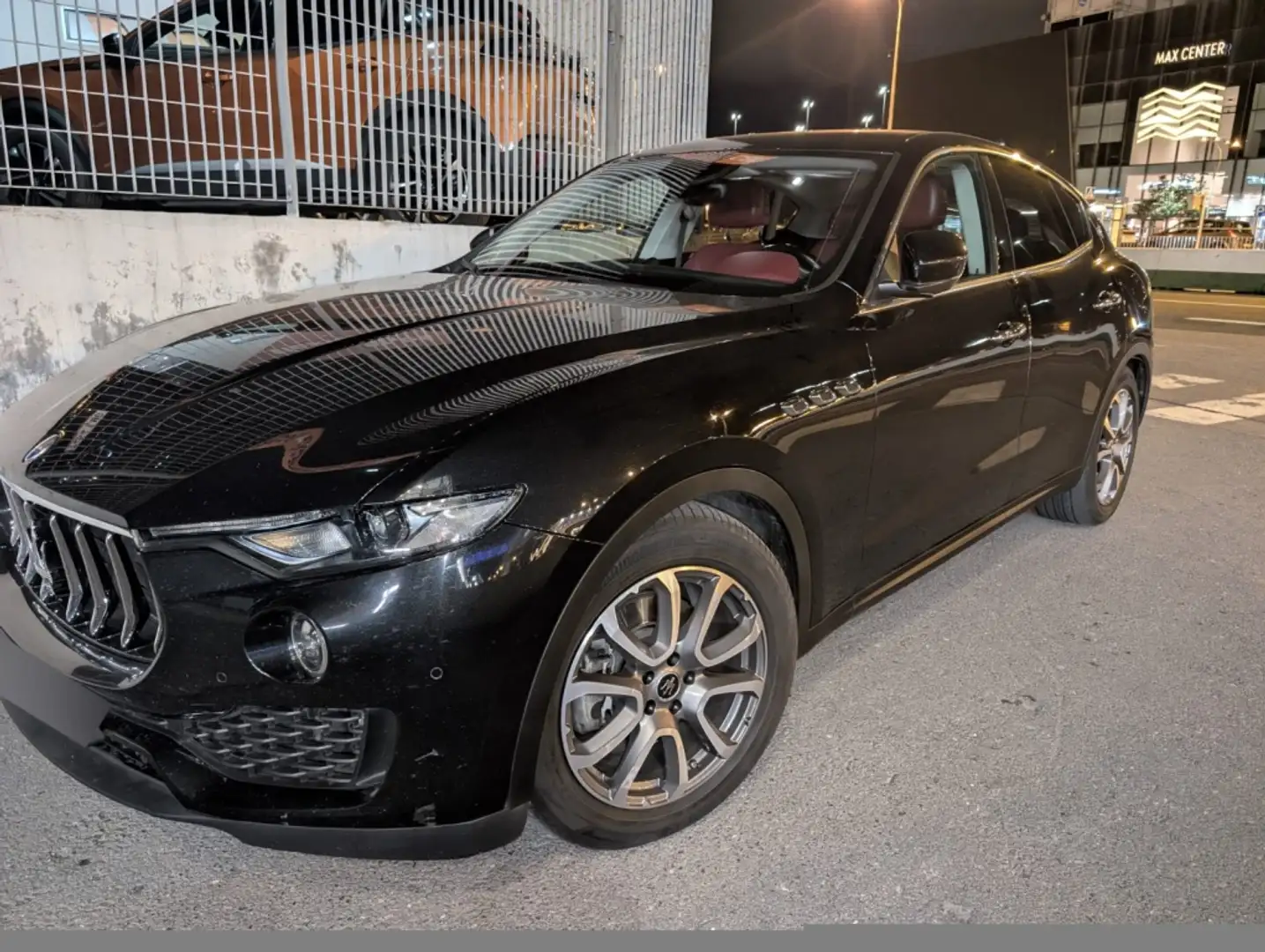 Maserati Levante 275 Diesel GranLusso Aut. Noir - 2