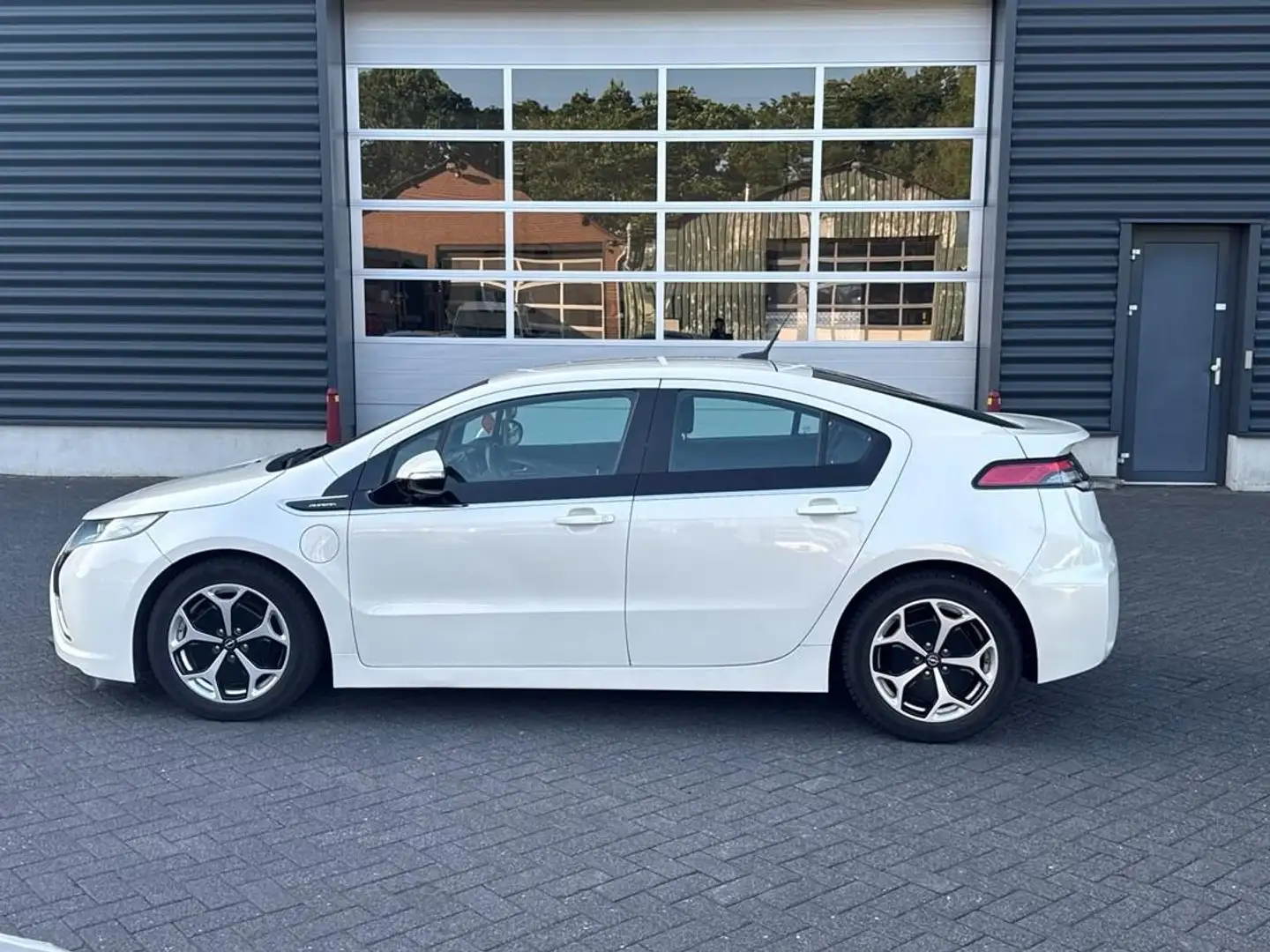 Opel Ampera 1.4 16V Hatchback Elektrisch Benzine 1.398cc 111kW Blanc - 2