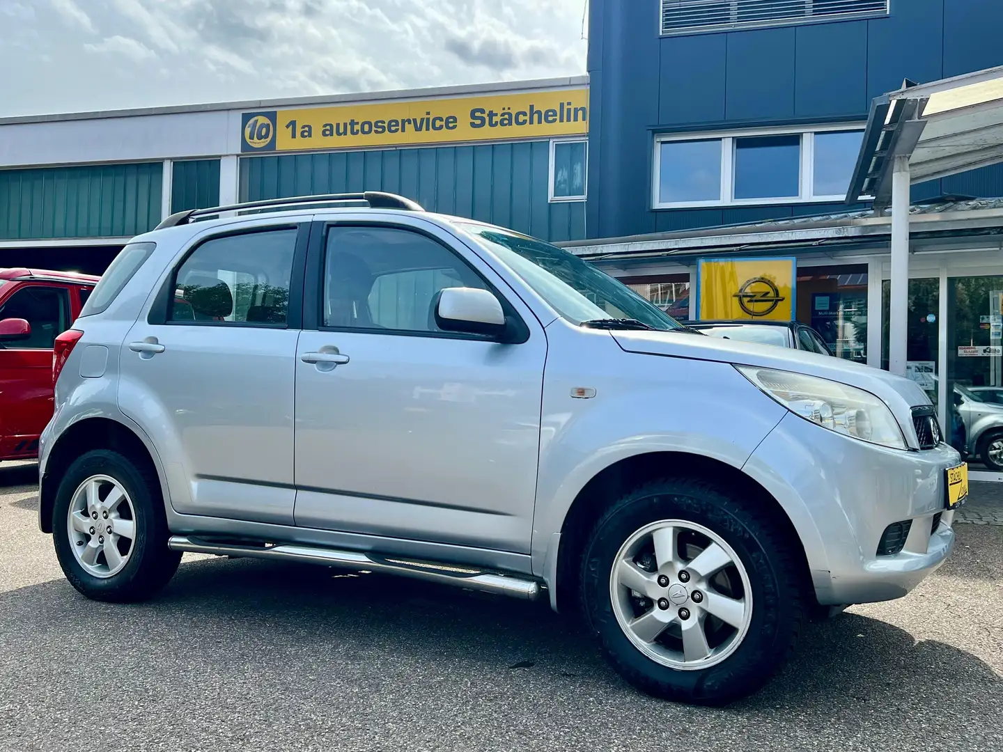 Daihatsu Terios 1.5 Top,KLIMA,ALU,ALLRAD Argent - 1