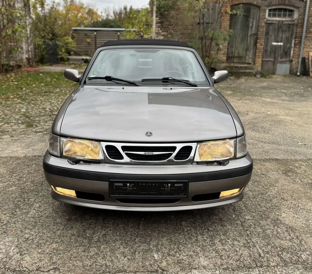 Saab 9-3 SE 2.0 Cabriolet, foto 2