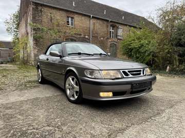 SE 2.0 Cabriolet