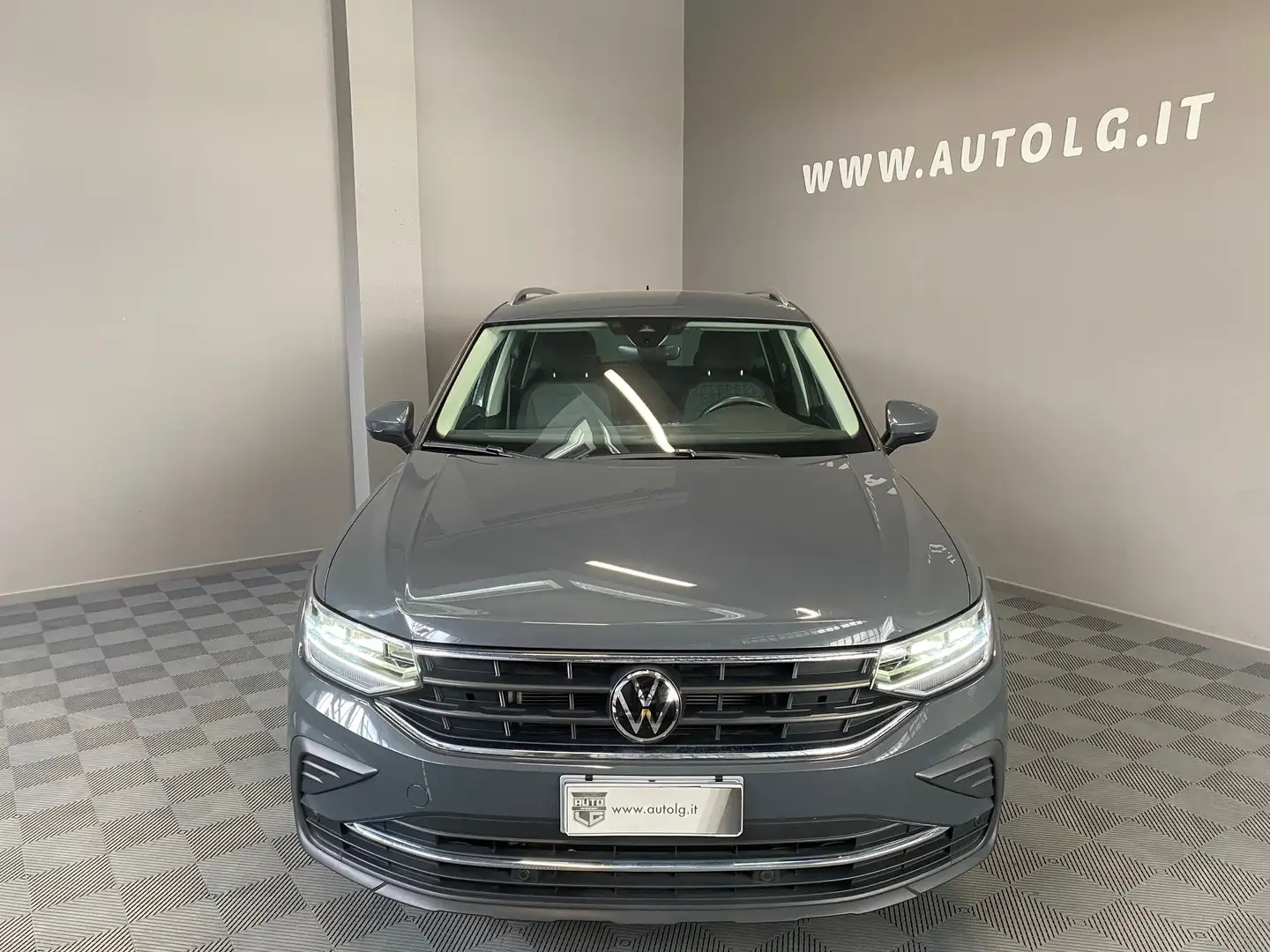 Volkswagen Tiguan 1.5 tsi Life 150cv dsg PREZZO SENZA VINCOLO FIN Grigio - 2