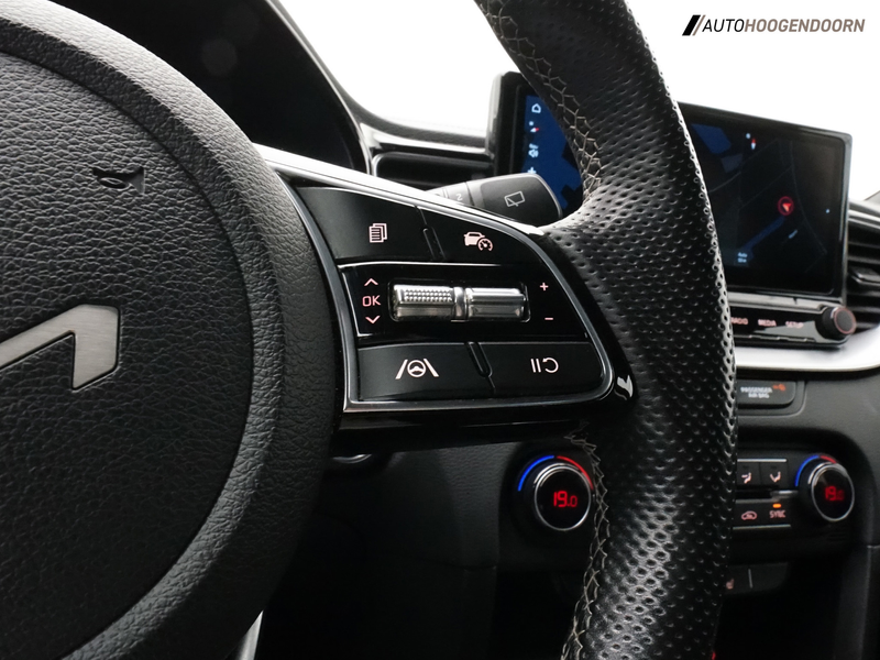 Kia ProCeed / pro_cee'd 1.0 T-GDi GT-Line Sport (APPLE CARPLAY,CAMERA,ADAP — photo 19