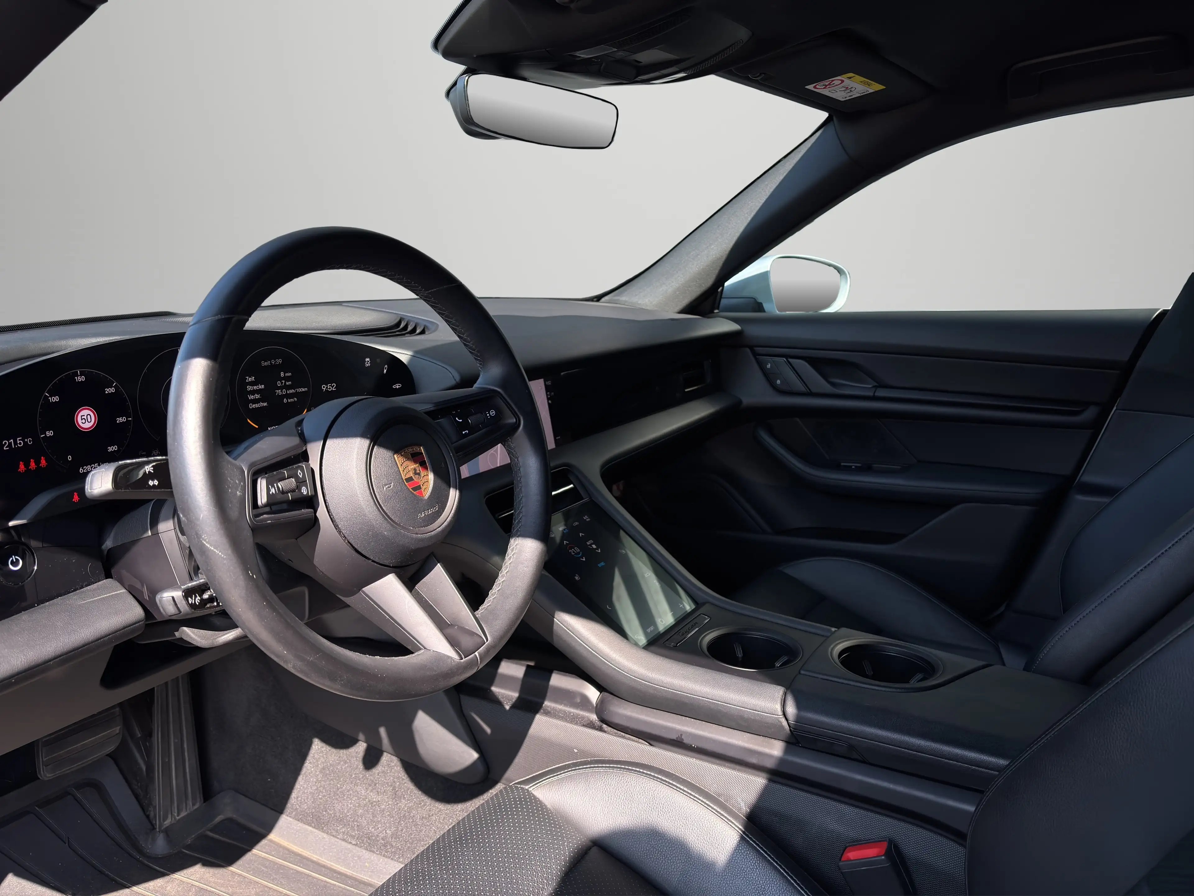 Porsche Taycan 4 Cross Turismo | LED-Matrix | InnoDrive — photo 9